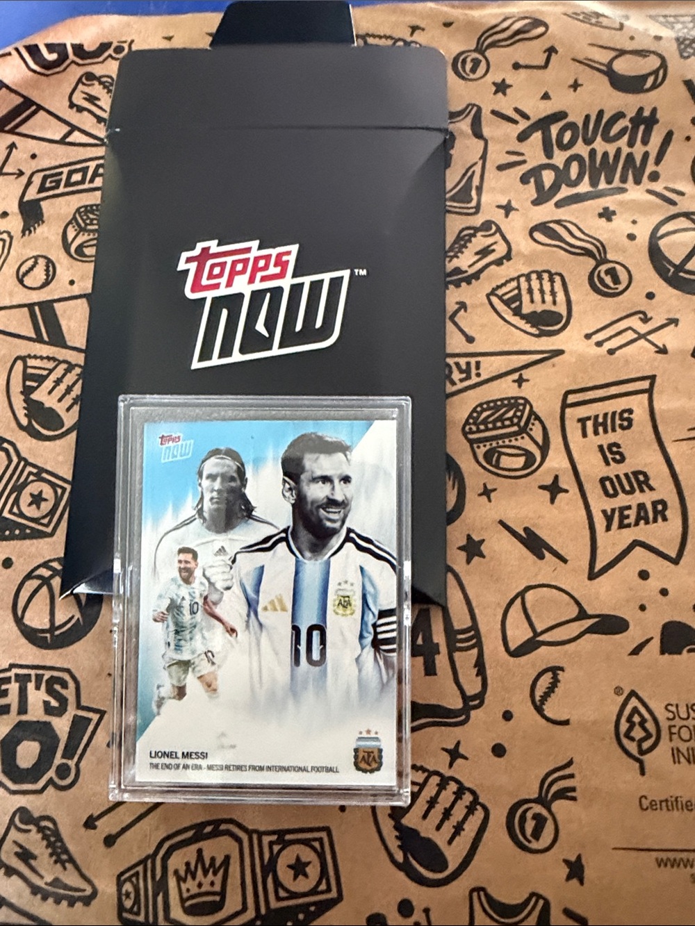 Topps Lionel Messi Card - White/Blue/Black